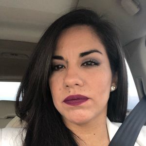 Meet your Posher, Karla